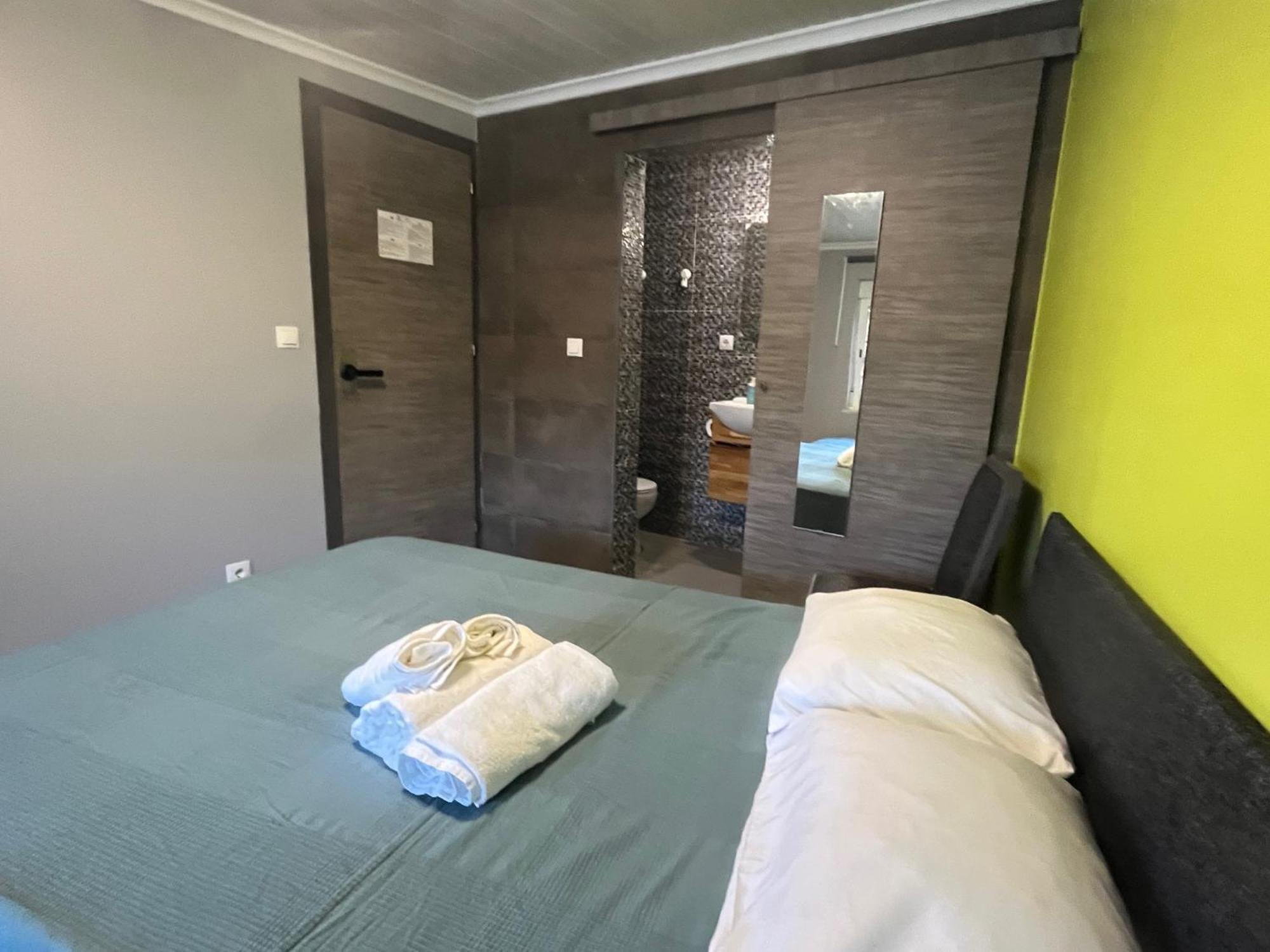 Sun House - Near Sintra - Kitchen - Pool Apartment Exterior photo